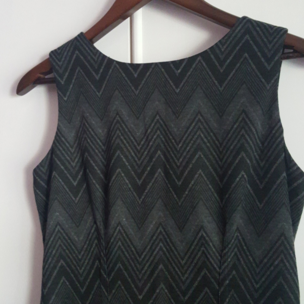 Nine West, Black / Gray Chevron, Sheath Dress - Picture 5 of 7